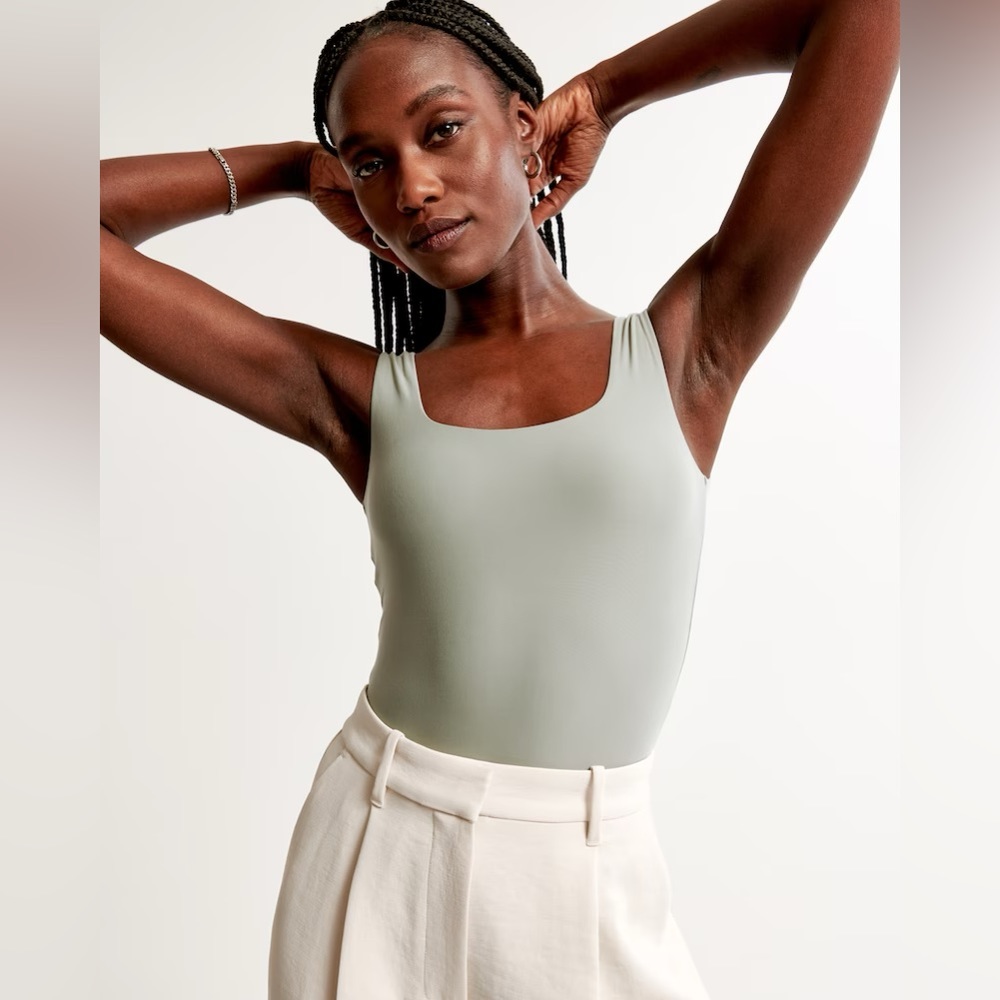 Soft Matte Seamless Squareneck Bodysuit